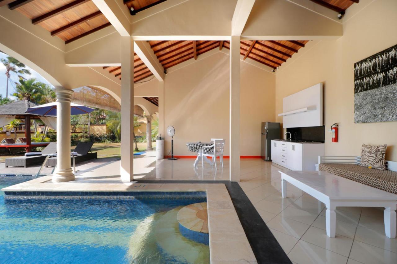 The Beverly Hills Bali A Luxury Villa Jimbaran Exterior foto